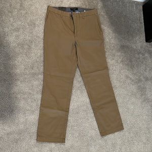 Banana Republic Emerson Chino NWT